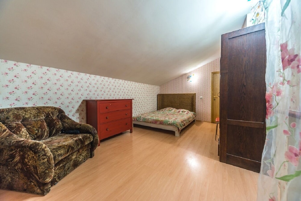 Apartment near Kazansky Cathedral view 3