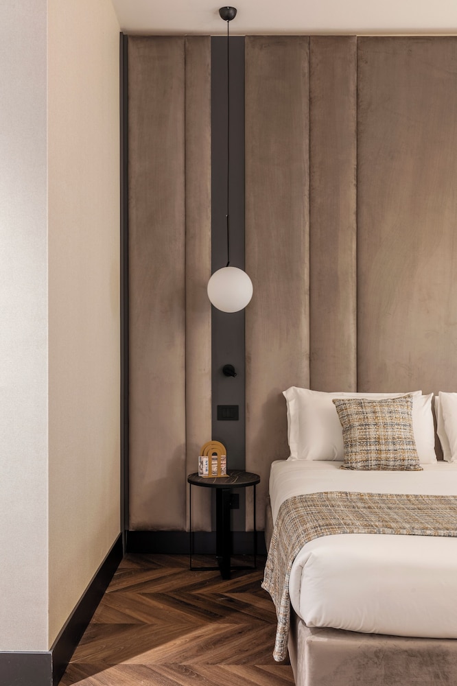 LUMERA STAY - Brera
