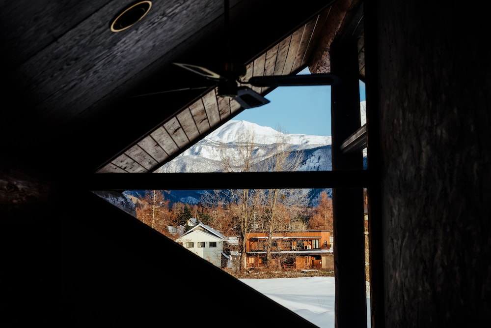 Hakuba Log Hotel Meteor