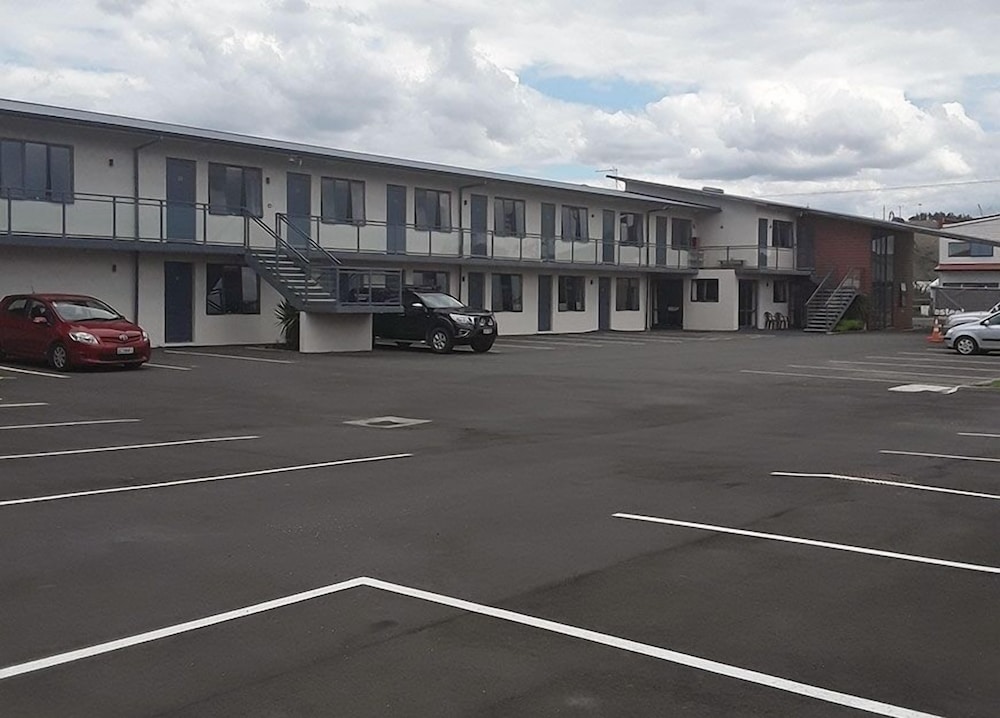 Pokeno Motel