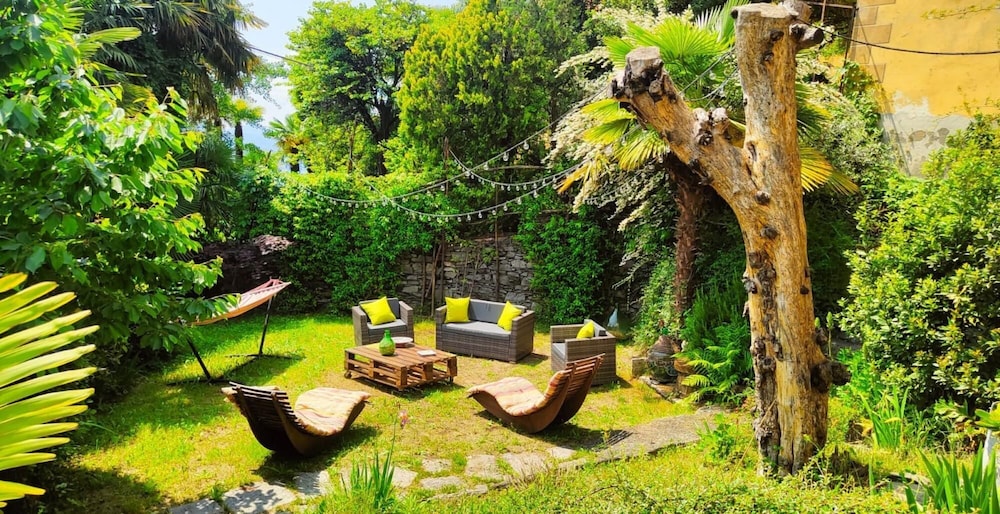 Le Giare Villa With Garden and Lake View view 5