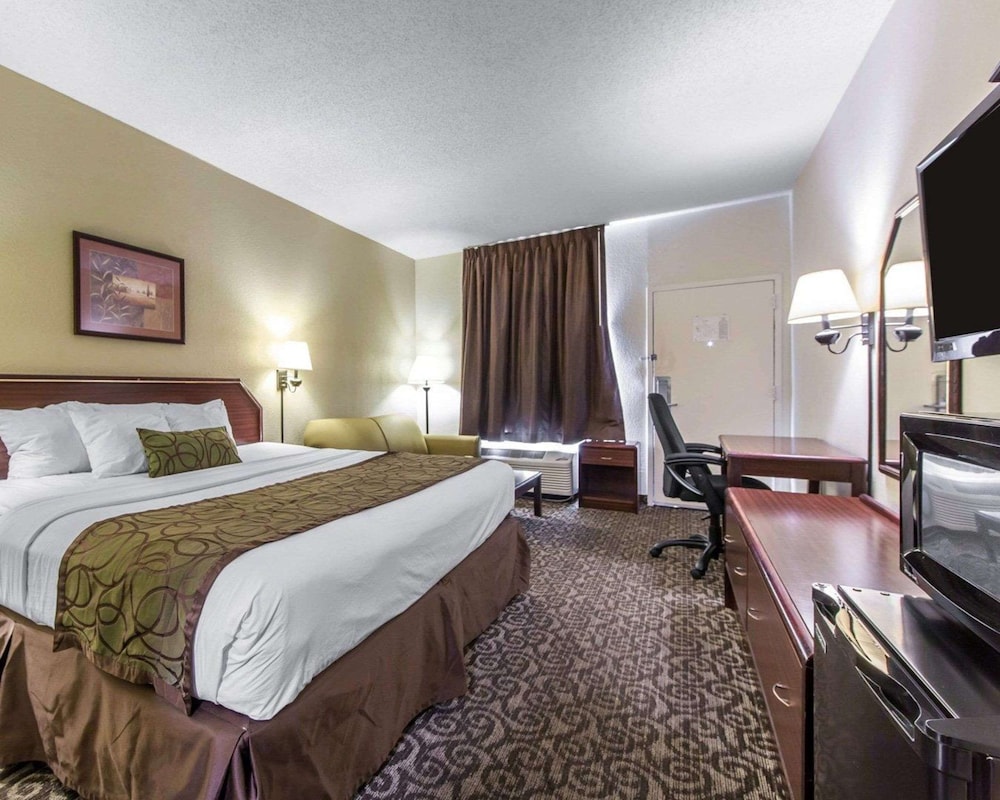 Quality Inn Johnson City near Downtown