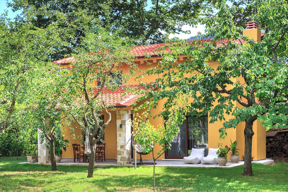 Natura Bungalows