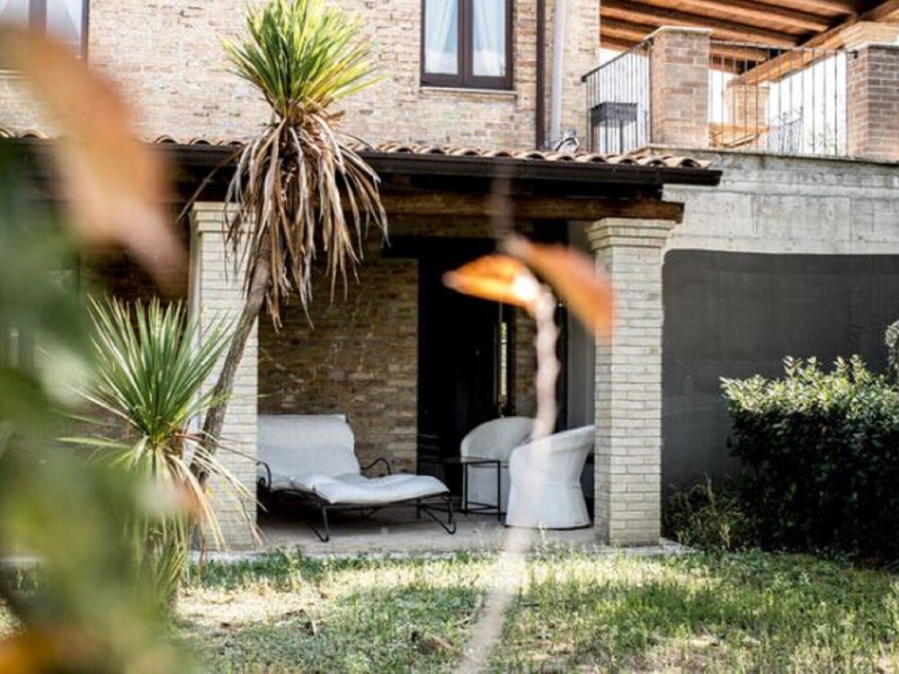 Charming Apartment in Ascoli Piceno Near Village
