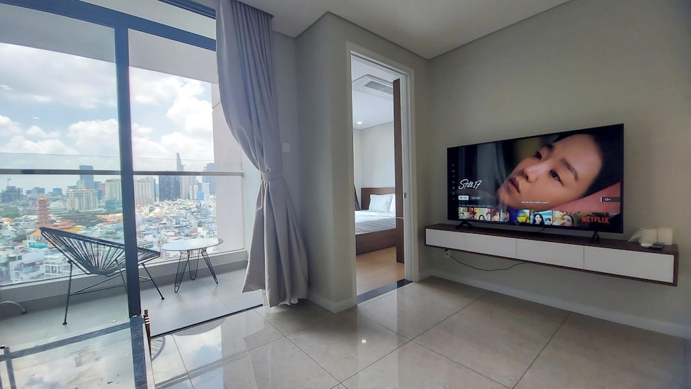 Luxury The Goldview Apartment - Saigon Center Riverside