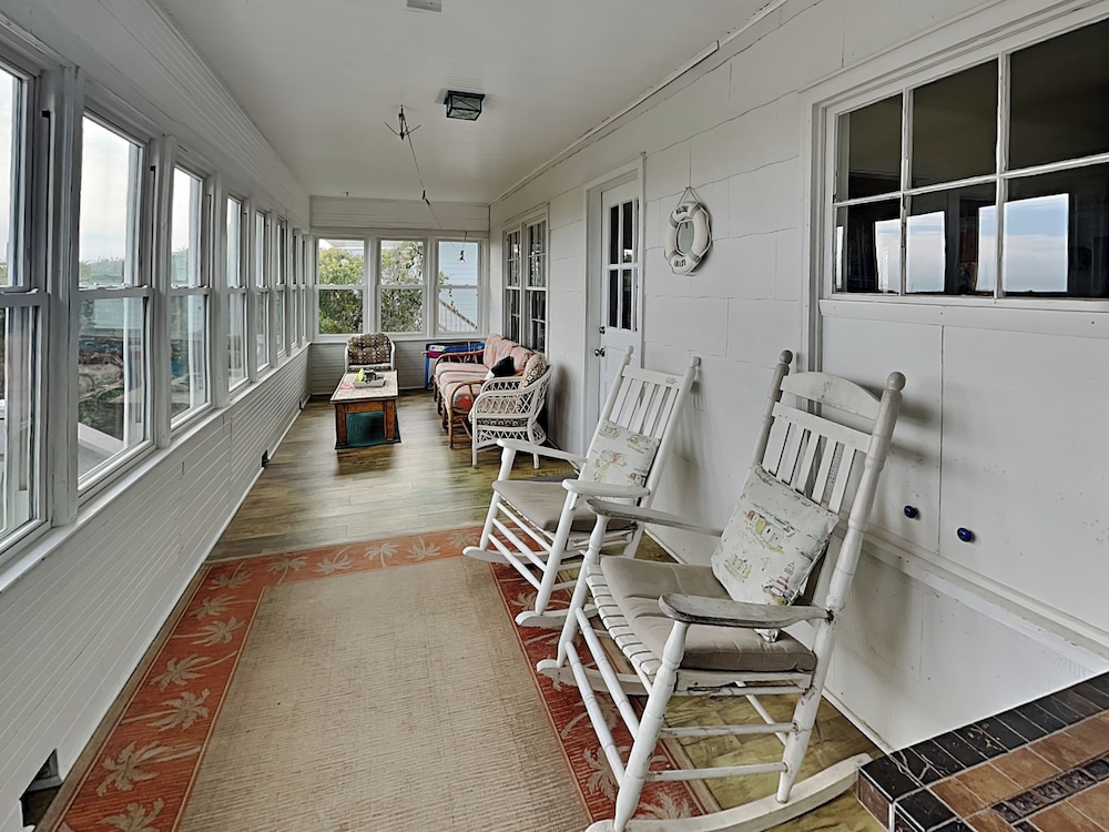 703 By The Sea by Topsail Realty