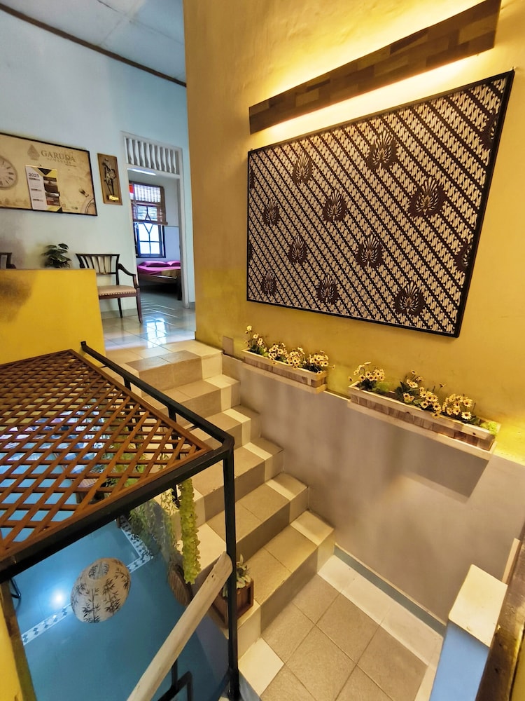 Garuda Syariah Homestay By Reccoma