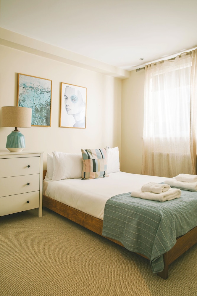 Accomodo London South Kensington - Elegant 3 Bedroom Apartments near Museums