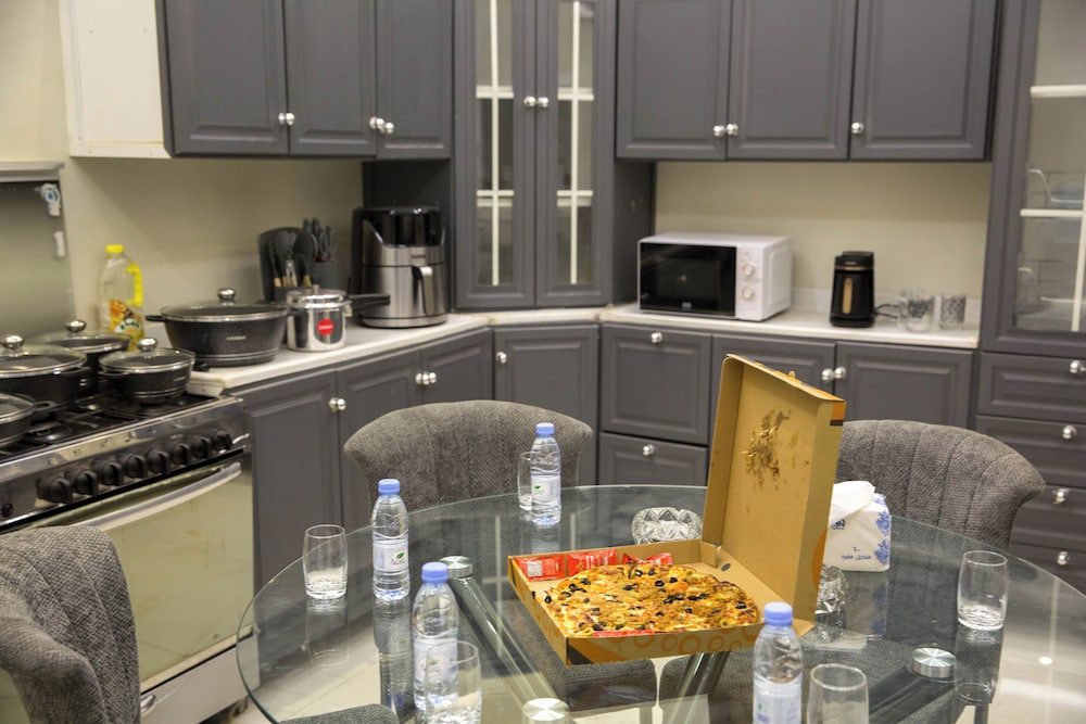 LuxHostel