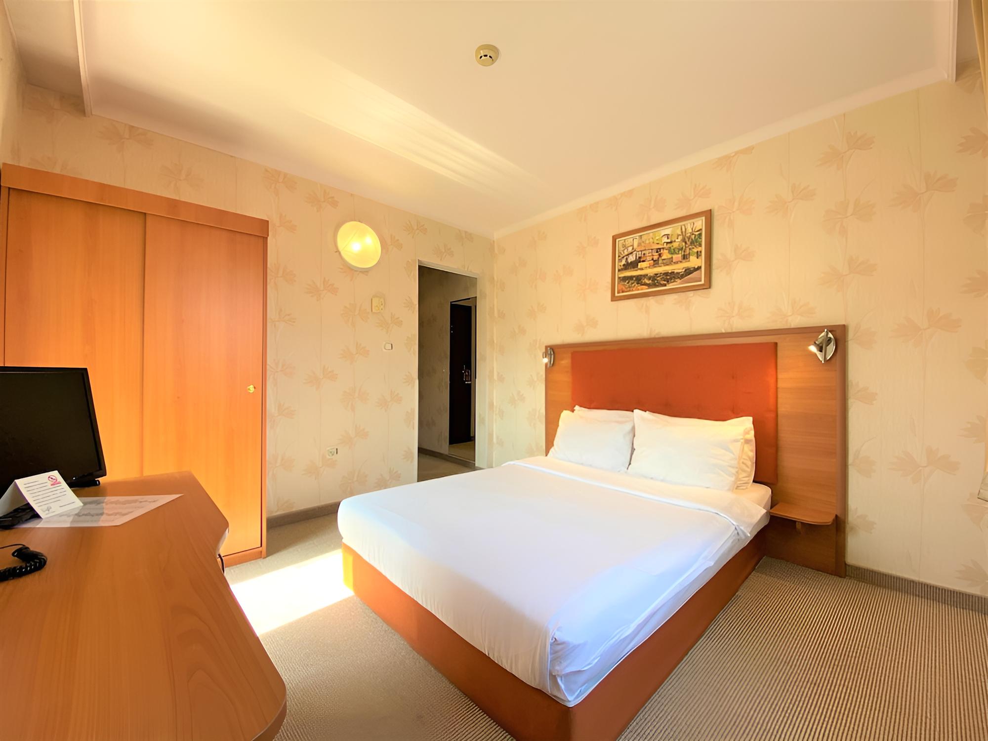 Hotel Light