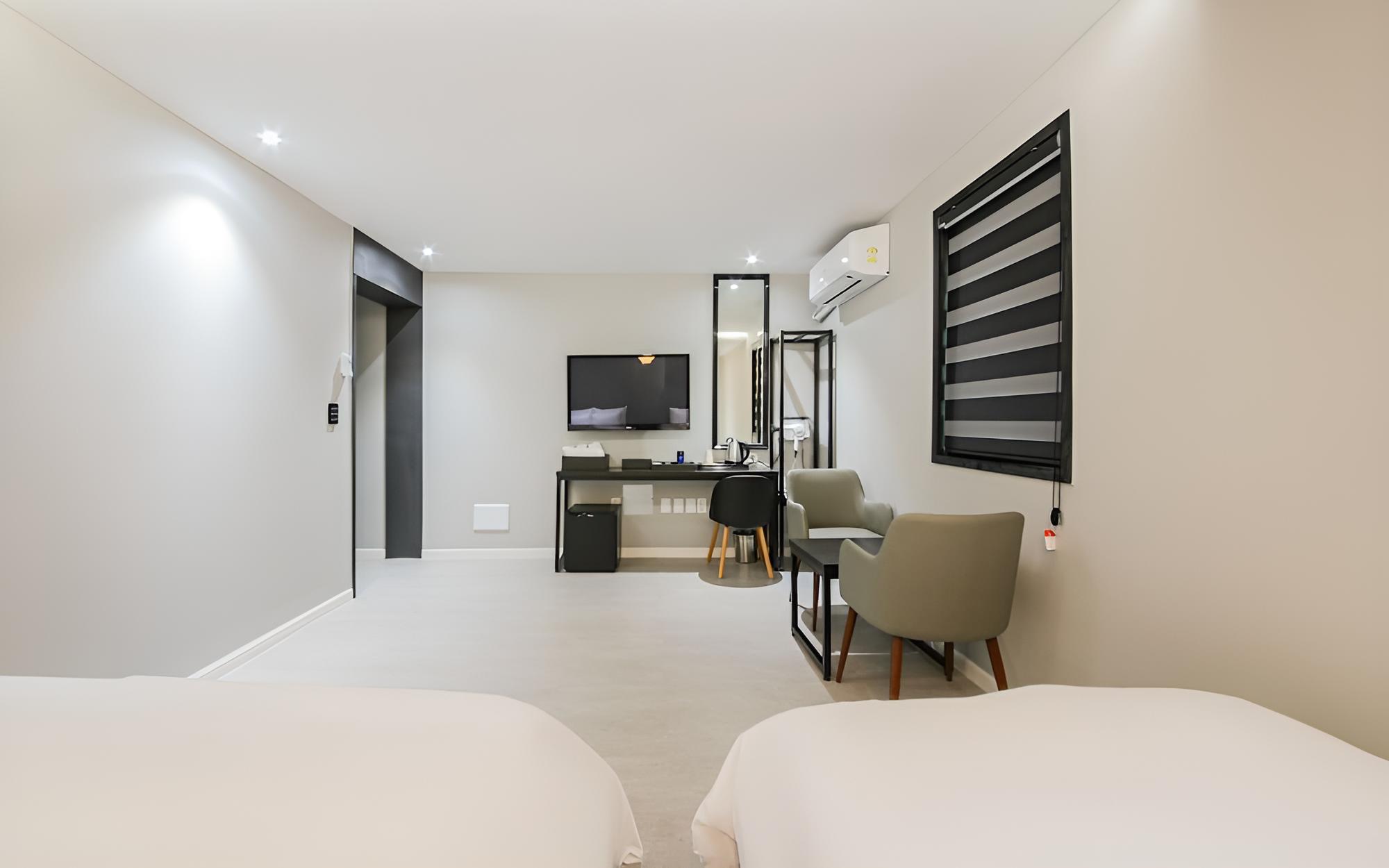 Yeosu Asome Boutique Hotel view 2