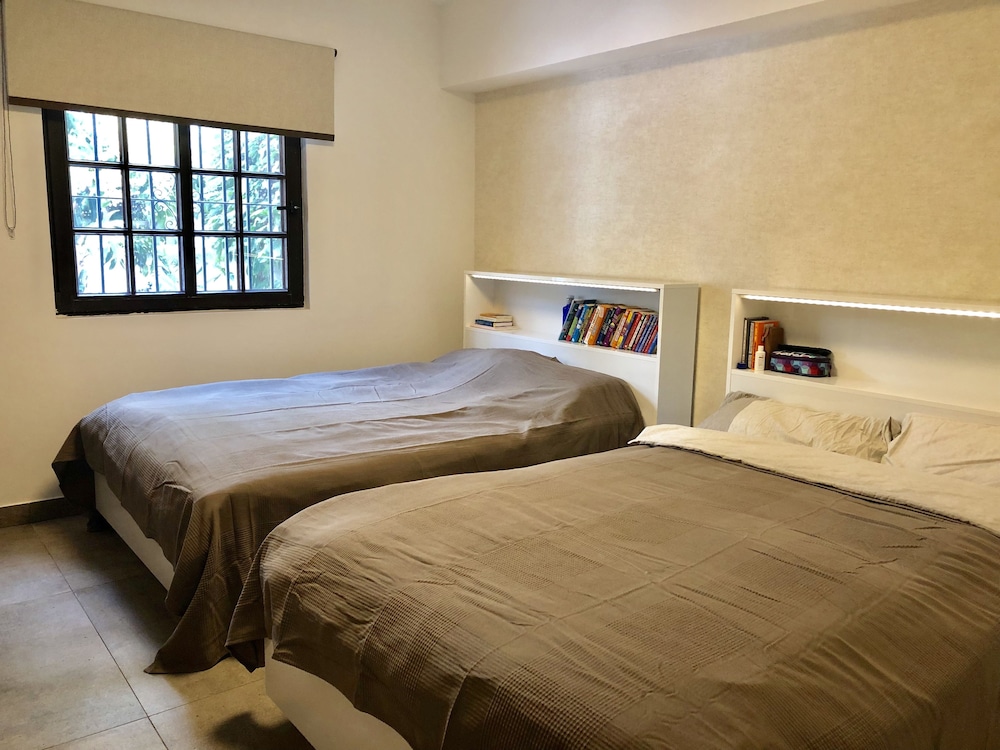 2-Bedrooms Apartment Puerto Banus-Beach view 3