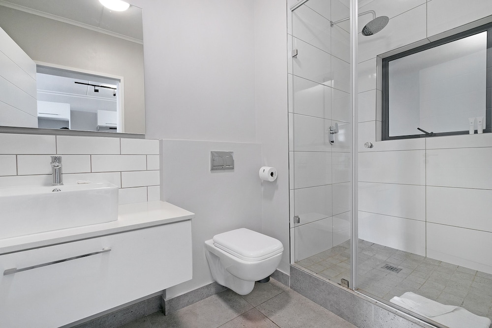 Urban Artisan Aparthotel by Totalstay view 3