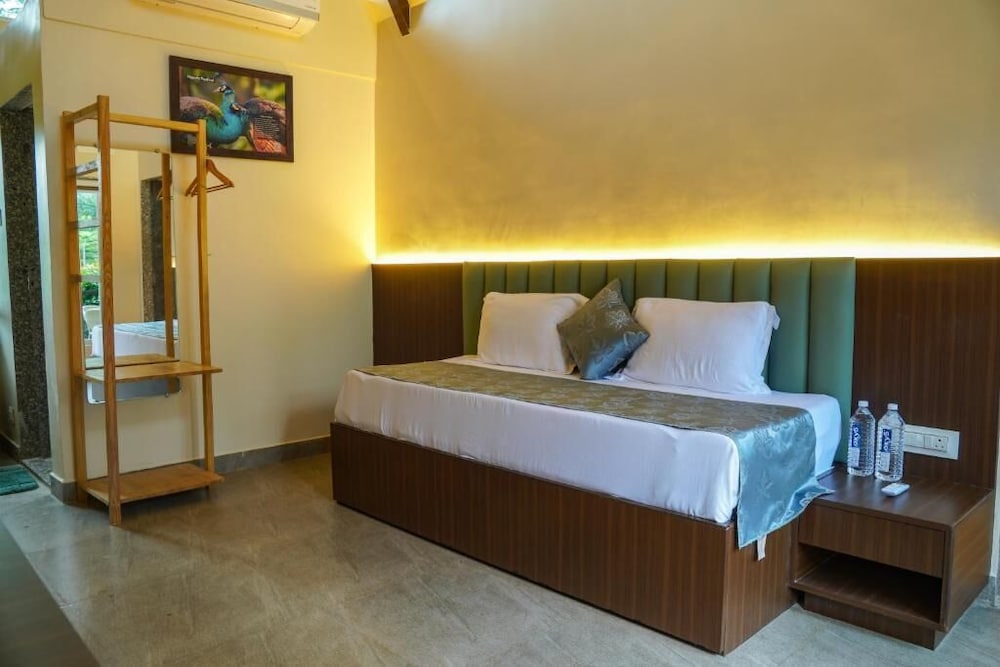 Bird's Nest Resort - Shahapur