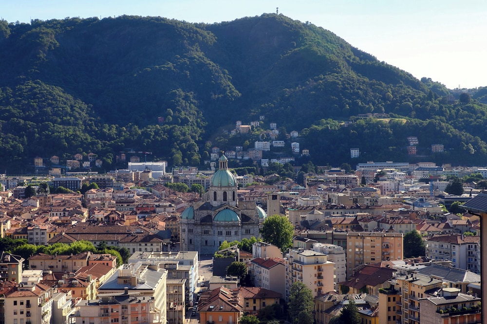 Luce di Lago Terrace