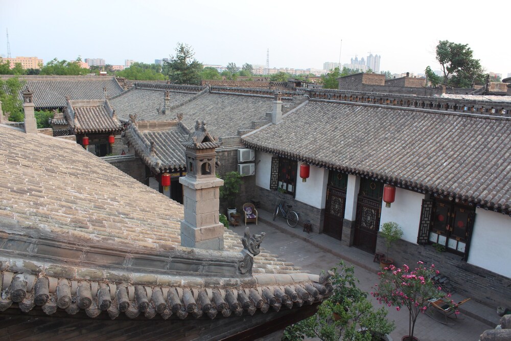 City Wall Old House.Ji Residence