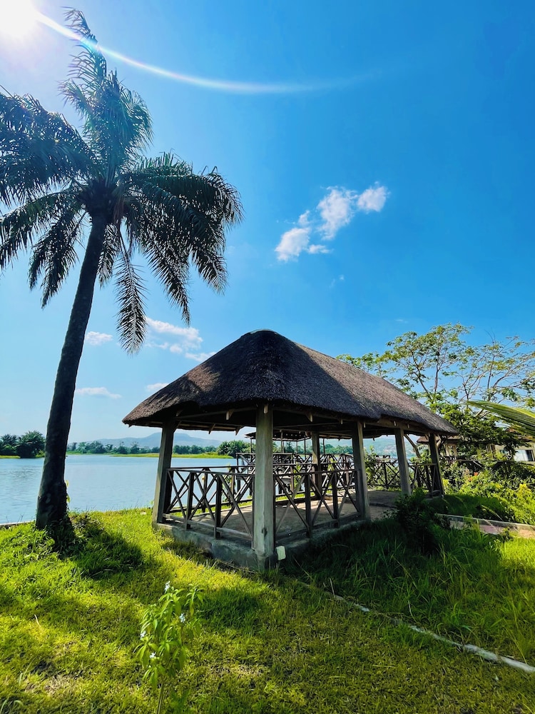 Platinum Blue Island Resort