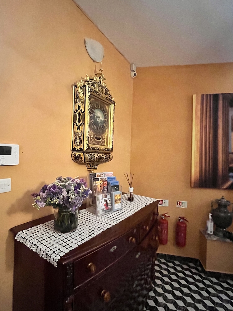 MyTravel House