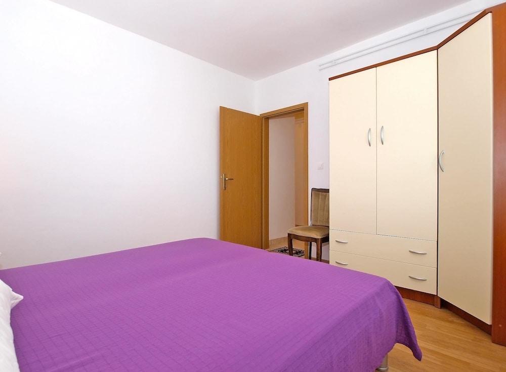 Apartment 1406 view 4