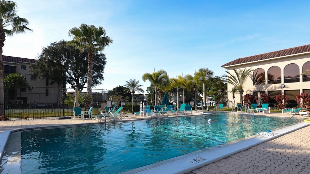 Quiet Condo Near Downtown Punta Gorda 2 Bedroom Condo