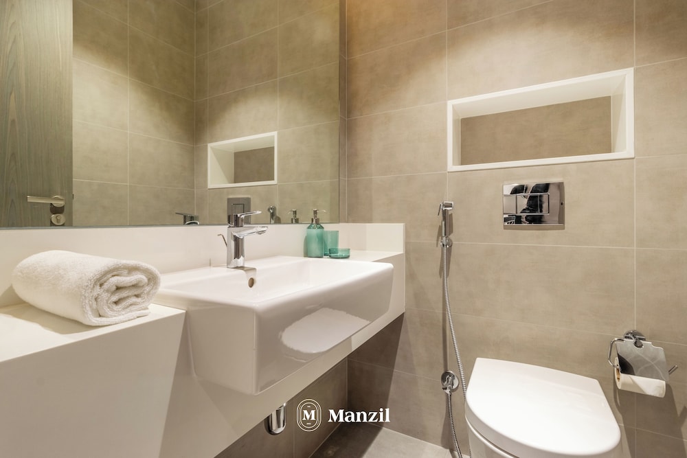 Manzil - Stunning 1BR with Lagoon Access