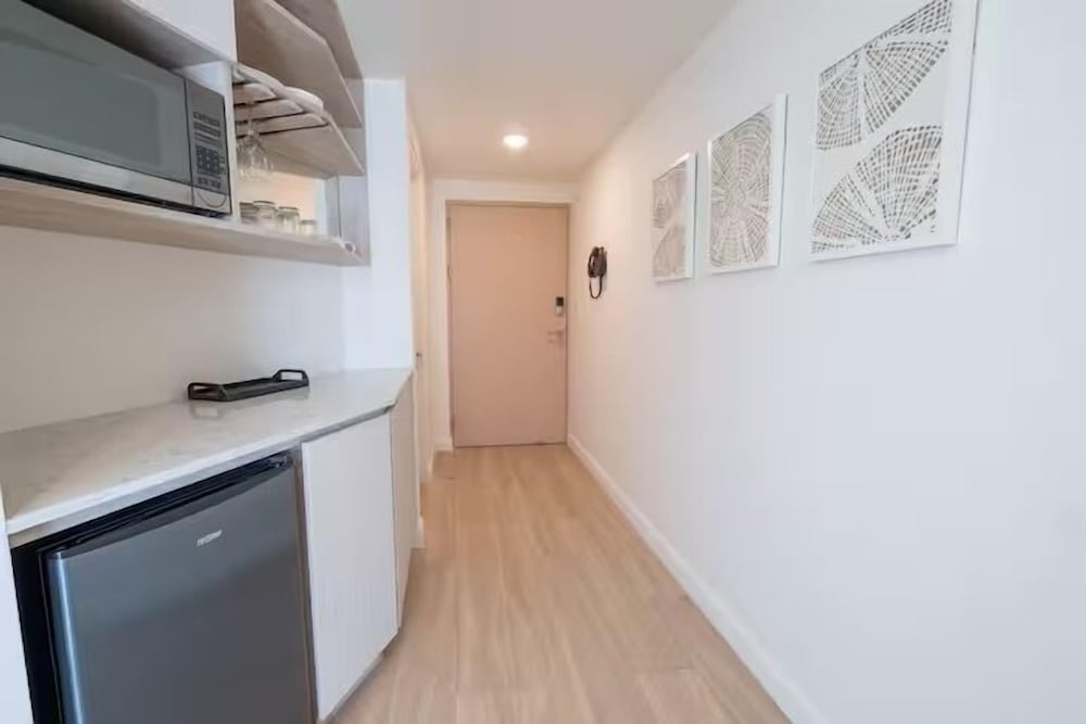 Pacific Point 1106B