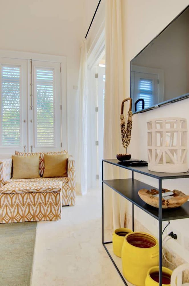 Villa Alta Gracia w Private Pool Designer Decor