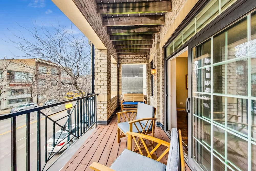 South Loop Three Bedroom Two Bath Home