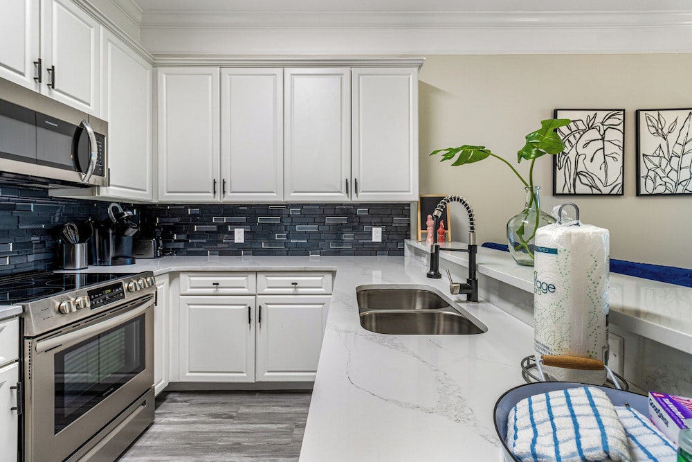 Peninsula Golf Club - The Links #B203 by Southern Vacation Rentals
