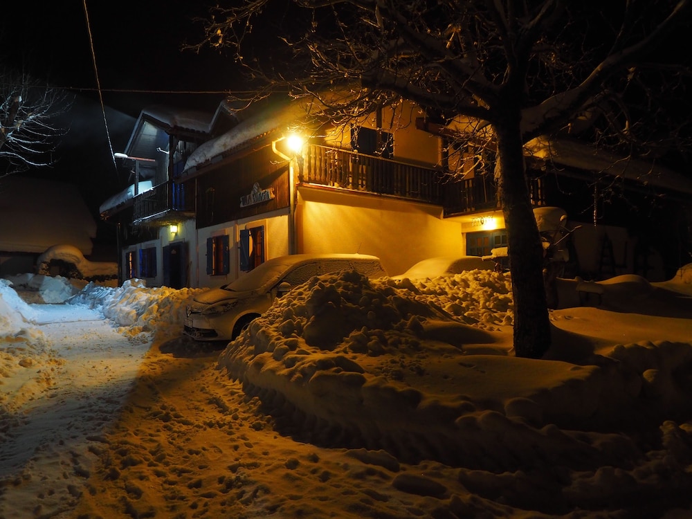 Photo 61