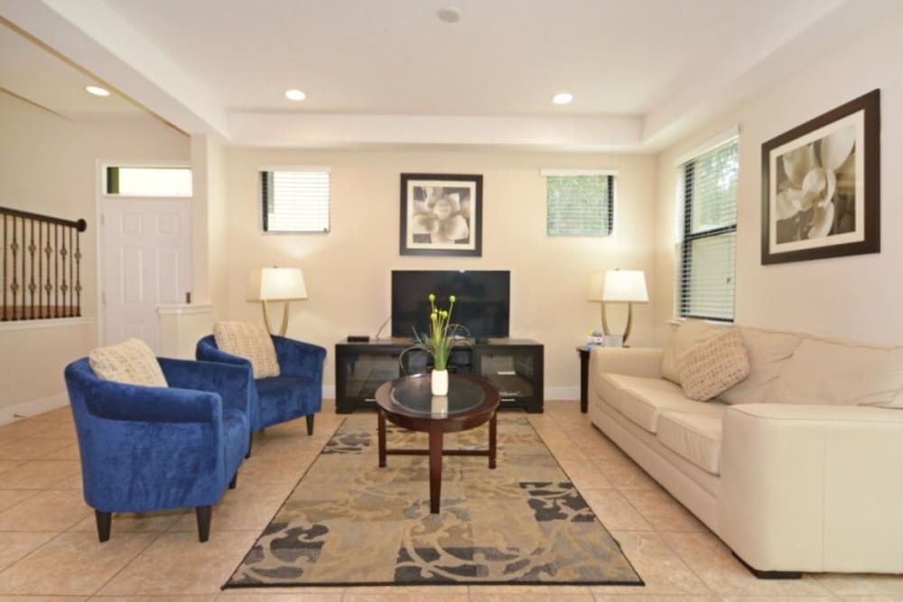 Fountains Retreat 4 Bedroom Condo by RedAwning view 5