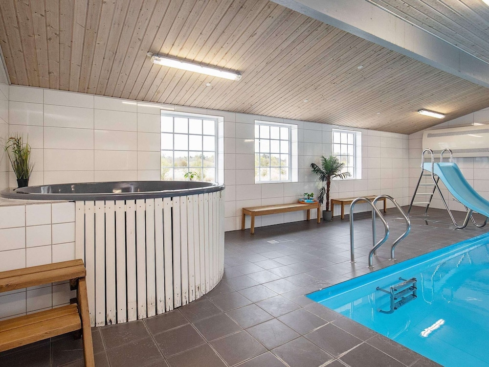 24 Person Holiday Home in Oster Assels view 4