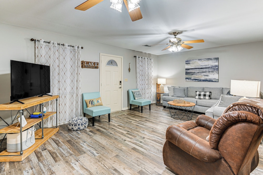 Kentucky Lake Retreat Near Marina & Launch!
