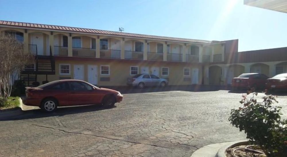 Tower Motel