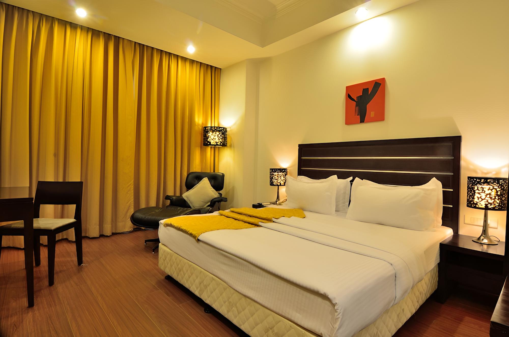 Lakshya's Hotel
