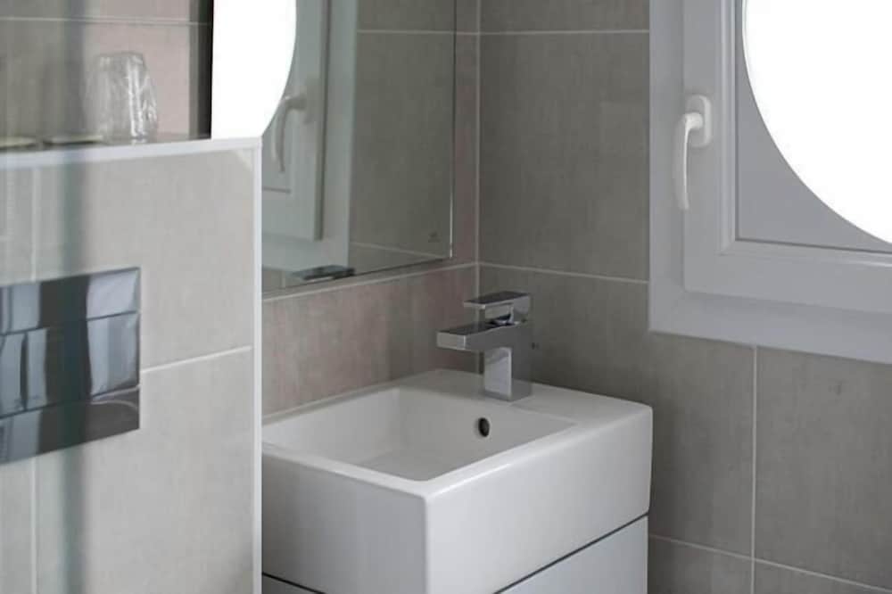Logis Hotel Le Chene Dore - Property Image 8