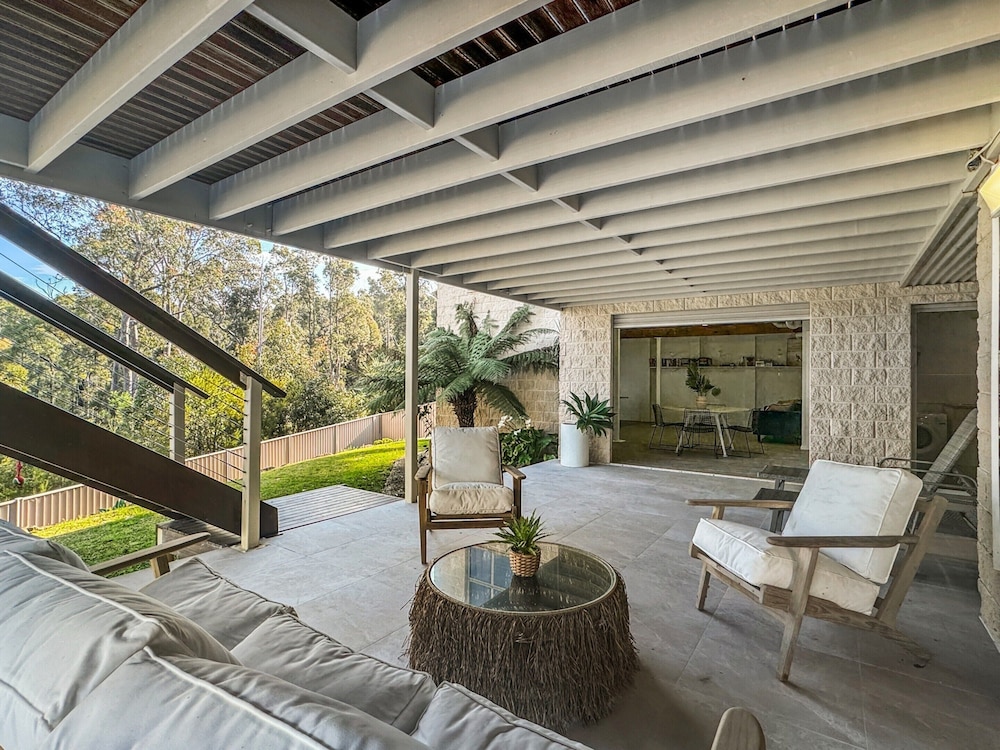 Serene Luxury Retreat on Malua Bay