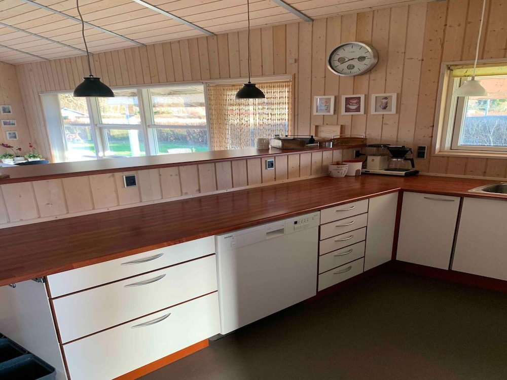 5 Star Holiday Home in Frorup