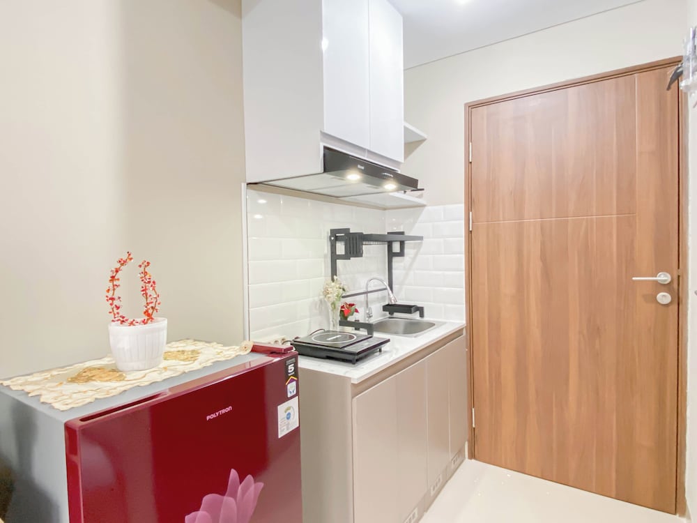 Cozy And Best Place Studio Apartment Royal Sentul Park