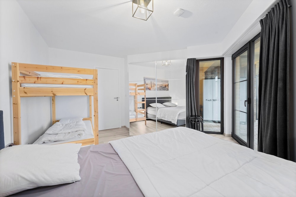Pretty Apartment With sea View