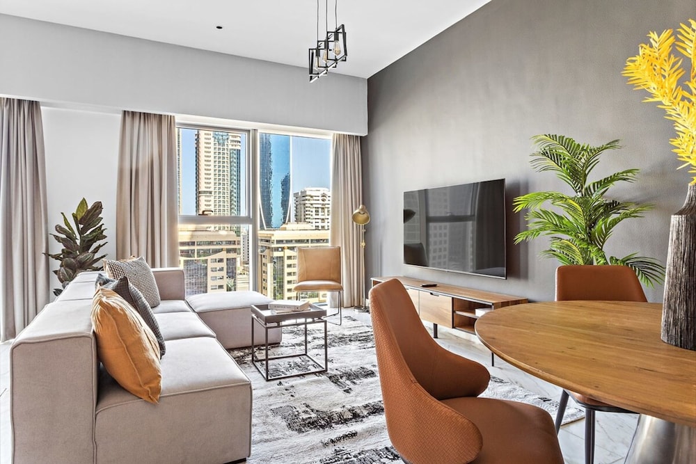 Silkhaus Spacious Central Park Studio