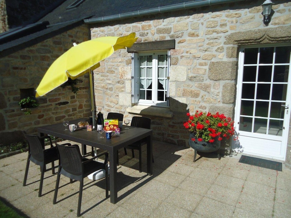 Pretty Rural Gite Near the Golf Course