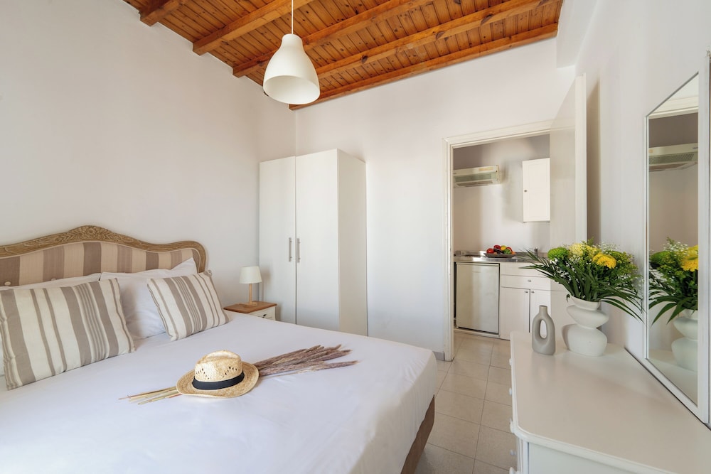 SeaView Central Suites