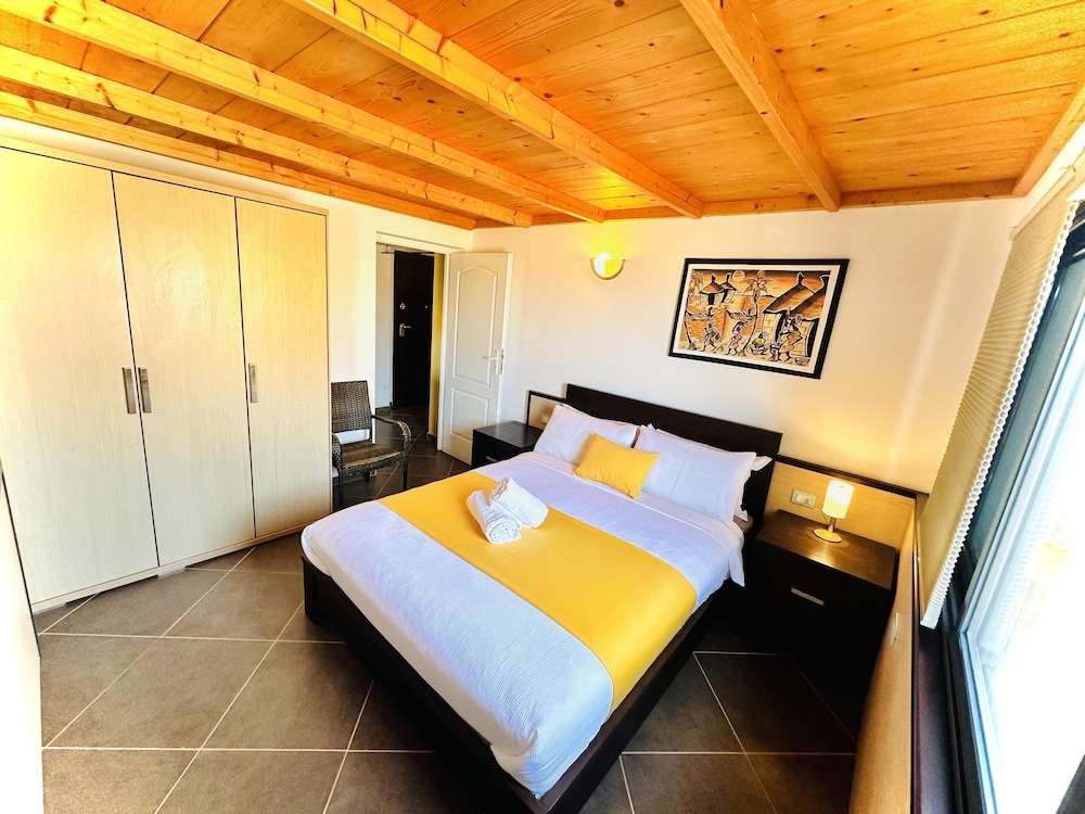 Sunset Haven Penthouse in Sal, Santa Maria