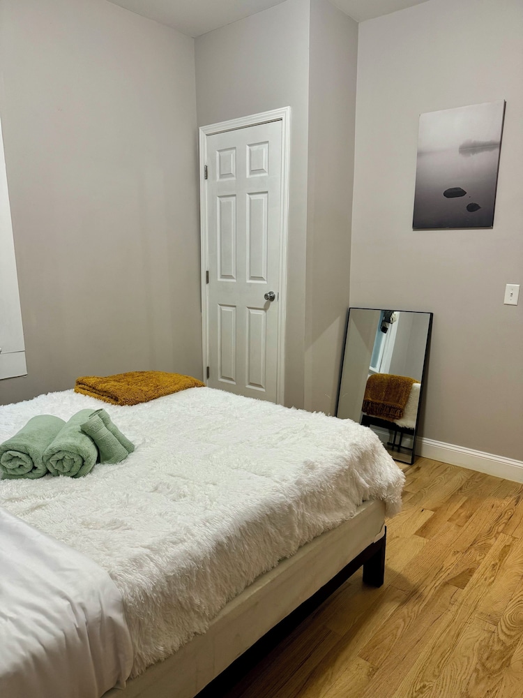 Jungle House Boutique Lofts – Downtown Columbus & Short North