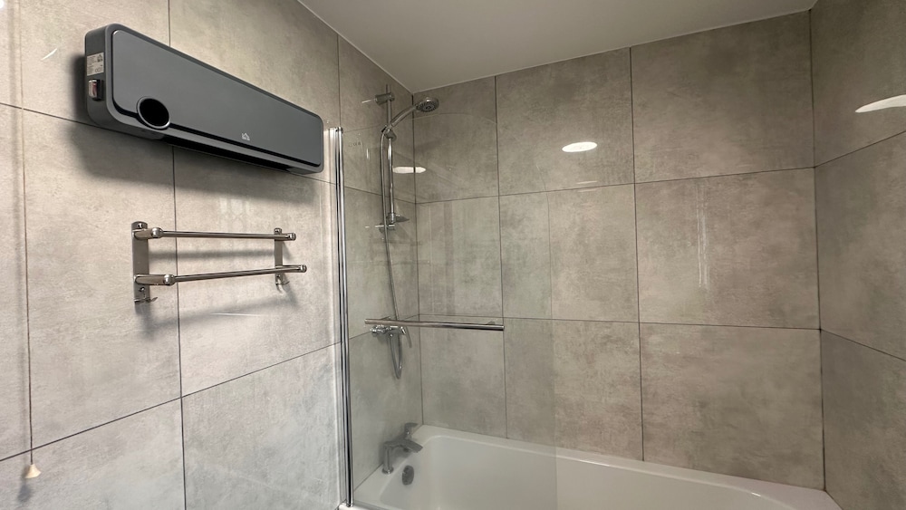Apartment - Sleeps 4 - City Base - District Line