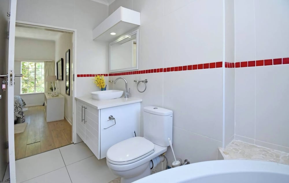 Cosy 2bed in Heart of Sandton