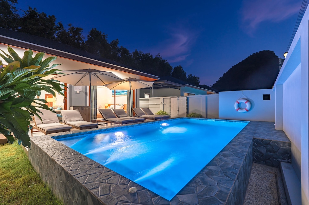 Pakbia Private Pool Villa In Ao Nang Krabi