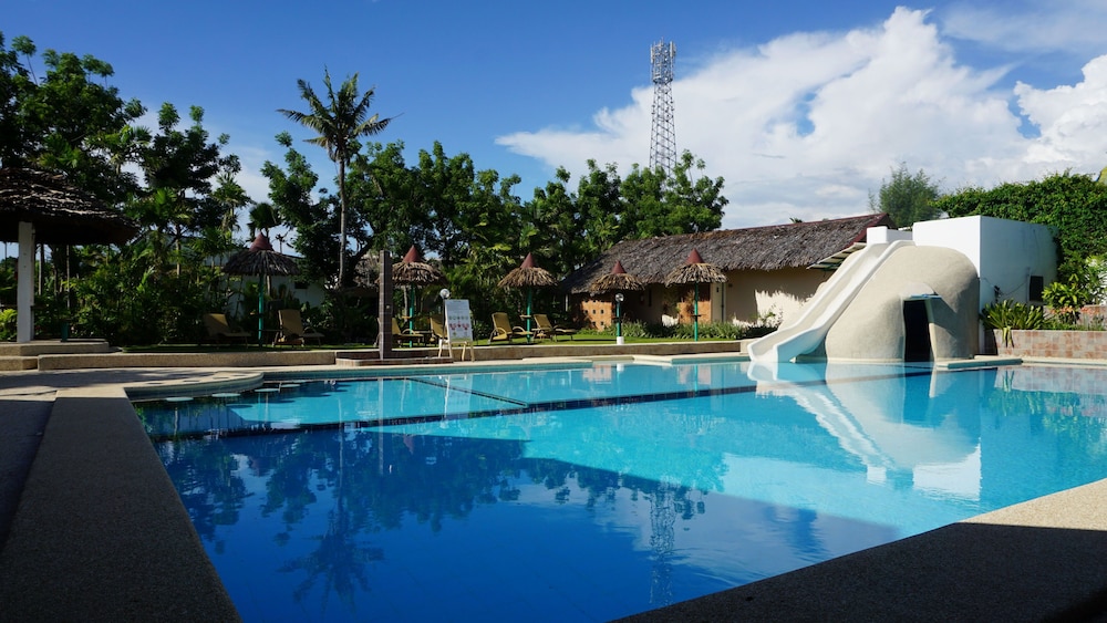 Marcosas Cottage Resort