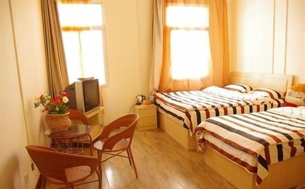 Qingdao Yuezhu Topic Hostel